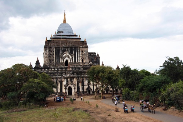 myanmar-travel-bagan