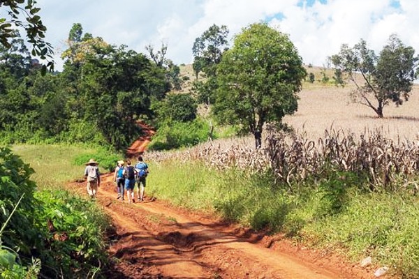 myanmar-travel-trekking