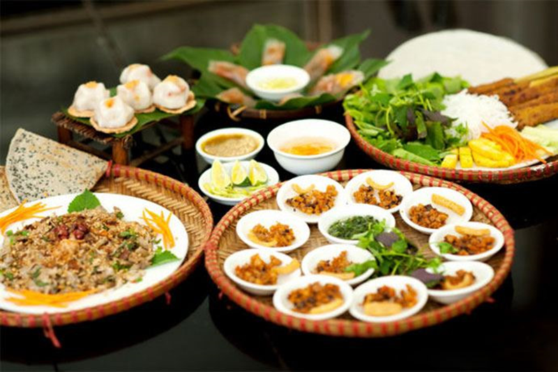 Vietnam-travel-local-food
